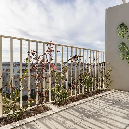 Apartment Relax In Style W Stunning Outdoor Space *